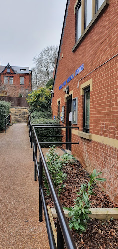Reviews of Burley Park Medical Centre in Leeds - Hospital
