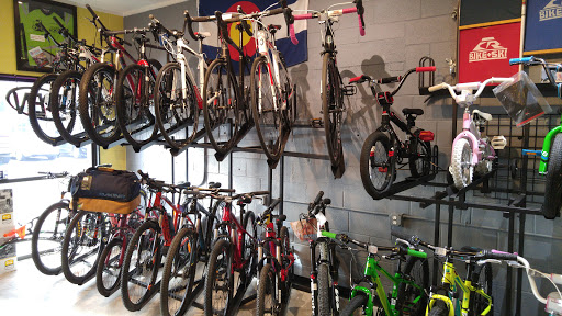 Bicycle Store «Castle Rock Bike & Ski», reviews and photos, 411 4th St, Castle Rock, CO 80104, USA