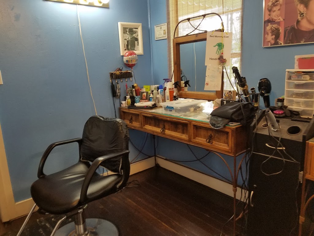 Rosa’s Hair Studio 78003