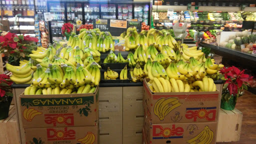 Grocery Store «Rays Food Place», reviews and photos, 875 Redwood Dr, Garberville, CA 95542, USA