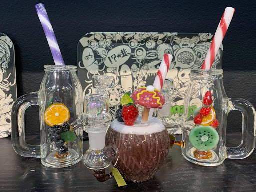 Tobacco Shop «Glassworx of Tulsa Head Shop», reviews and photos, 6529 E 51st St, Tulsa, OK 74145, USA