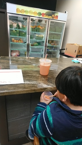 Grocery Store «Naked Sprout Organics Market», reviews and photos, 938 S State St, Lockport, IL 60441, USA