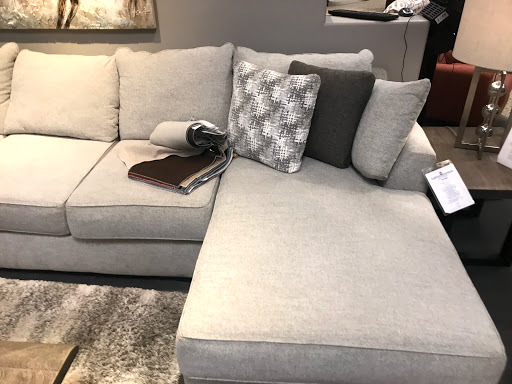 Furniture Store «Fashion Furniture», reviews and photos, 255 W El Paso Ave, Fresno, CA 93711, USA