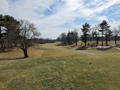 Golf Course «Douglaston Golf Course», reviews and photos, 6320 Marathon Pkwy, Douglaston, NY 11363, USA