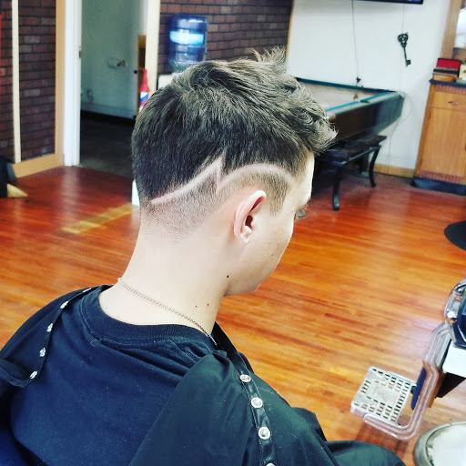 Barber Shop «Lebanon Rd Barber Shop», reviews and photos, 14864 Lebanon Rd, Old Hickory, TN 37138, USA