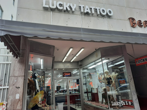 Tattoo Shop «Lucky Tattoo», reviews and photos, 1639 Washington Ave, Miami Beach, FL 33139, USA