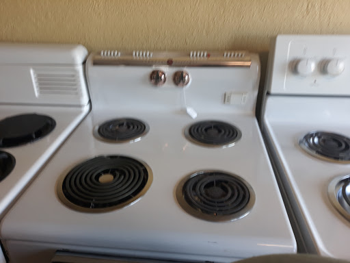 Used Appliance Store «Appliance City», reviews and photos, 4046 NE Cully Blvd, Portland, OR 97213, USA