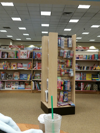 Book Store «Barnes & Noble», reviews and photos, 444 Broadway, Saugus, MA 01906, USA
