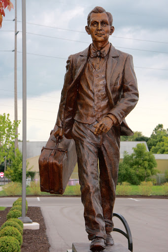 Sculpture «Big Statues», reviews and photos, 815 Columbia Ln, Provo, UT 84604, USA