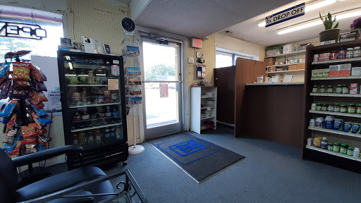 Pharmacy «Thomas Drugs of Oak Island», reviews and photos, 7917 E Oak Island Dr, Oak Island, NC 28465, USA