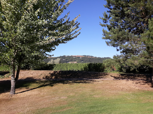 Golf Course «Oak Knoll Golf Course & Driving Range», reviews and photos, 6335 OR-22, Independence, OR 97351, USA