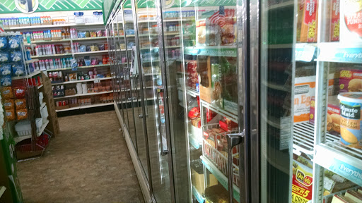 Dollar Store «Dollar Tree», reviews and photos, 847 Queen St, Southington, CT 06489, USA