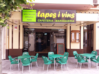 Tapes i Vins - Av. d,Espanya, 22, 25620 Tremp, Lleida, Spain