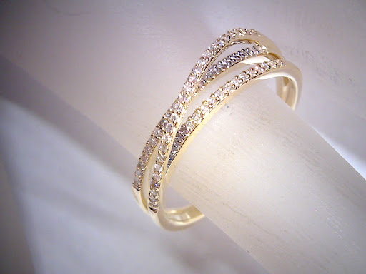 Jewelry Store «DeLyn Jewelry», reviews and photos, 29 E Washington St, Martinsville, IN 46151, USA