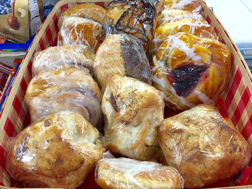 Grocery Store «Swan Lake Country Store», reviews and photos, 1658 Briscoe Rd, Swan Lake, NY 12783, USA