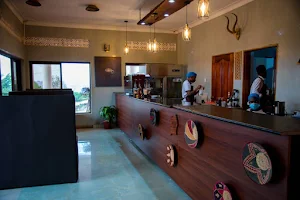 Myrahs cafe and lounge image