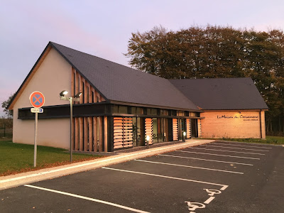 La Maison du Croisement à Angerville-la-Martel