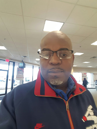 Eye Care Center «LensCrafters», reviews and photos, 1320 Torrence Ave, Calumet City, IL 60409, USA