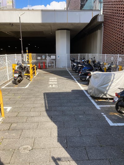 つくば駅前広場南オートバイ駐車場