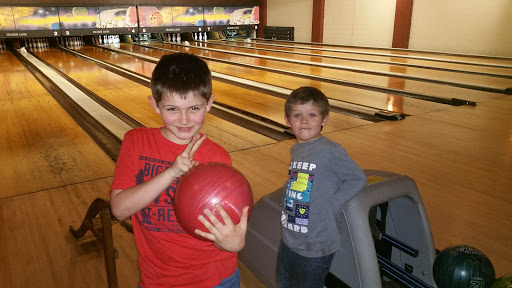 Bowling Alley «Prairie Lanes», reviews and photos, 202 E Yelm Ave, Yelm, WA 98597, USA
