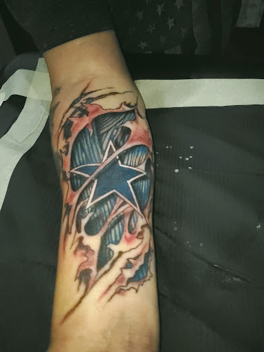 Tattoo Shop «Enchanted Dragon», reviews and photos, 461 Jeffco Blvd, Arnold, MO 63010, USA