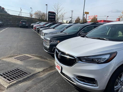 Car Dealer «Mark Sweeney Buick GMC», reviews and photos, 3365 Highland Ave, Cincinnati, OH 45213, USA