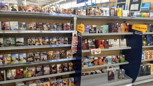 Department Store «Walmart Supercenter», reviews and photos, 2001 W Maple Rd, Troy, MI 48084, USA