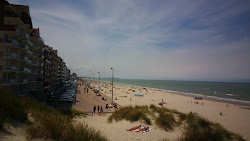 Plage Bray Dunes'in fotoğrafı düz ve uzun ile birlikte