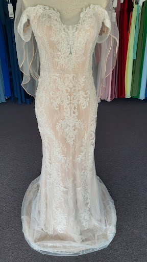 Bridal Shop «Expressions In Silk Bridal», reviews and photos, 7530 Miller Rd, Swartz Creek, MI 48473, USA