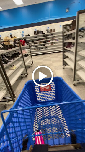 Clothing Store «Ross Dress for Less», reviews and photos, 701 N Milwaukee Ave, Vernon Hills, IL 60061, USA