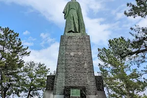 Sakamoto Ryoma Statue image