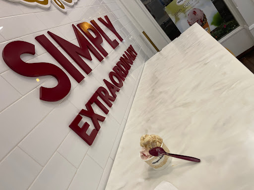 Ice Cream Shop «Häagen-Dazs® Ice Cream Shop», reviews and photos, 3120 M St NW, Washington, DC 20007, USA