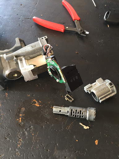 Locksmith «Mr. G Locksmith Jr.», reviews and photos, 11616 Long Beach Blvd, Lynwood, CA 90262, USA