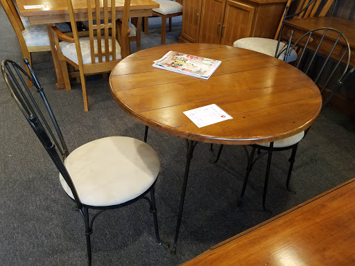 Consignment Shop «Furniture City Consignment», reviews and photos, 3555 Lake Eastbrook Blvd SE, Grand Rapids, MI 49546, USA