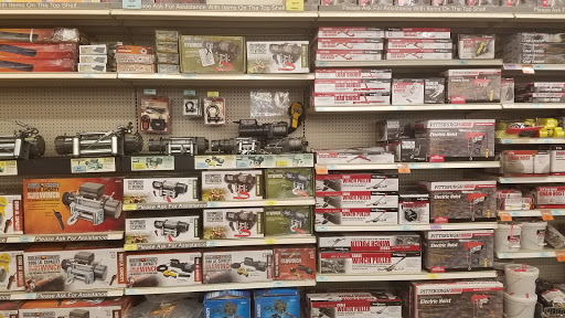 Hardware Store «Harbor Freight Tools», reviews and photos, 2418 Commercial Way, Spring Hill, FL 34606, USA