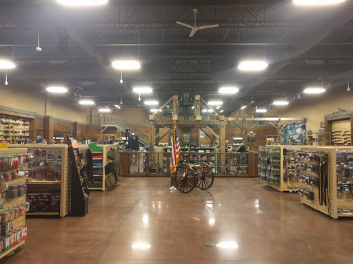 Gun Shop «Huron Valley Guns», reviews and photos, 143 S Milford Rd, Milford, MI 48381, USA