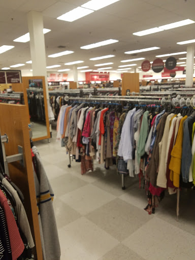 Department Store «T.J. Maxx», reviews and photos, 55 Commerce Way, Seekonk, MA 02771, USA