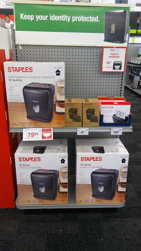 Office Supply Store «Staples», reviews and photos, 19141 Golden Valley Rd, Santa Clarita, CA 91387, USA