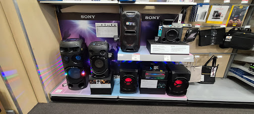 Electronics Store «Best Buy», reviews and photos, 11840 71st St, Kenosha, WI 53142, USA