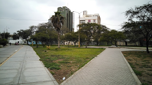 Parque Leoncio Prado