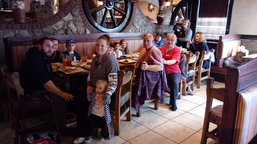 Shopping Mall «Seminole Square Shopping Center», reviews and photos, 200 Zan Rd, Charlottesville, VA 22901, USA