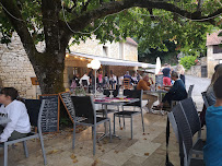 Atmosphère du Restaurant français Auberge le Colombier à La Roque-Gageac - n°13