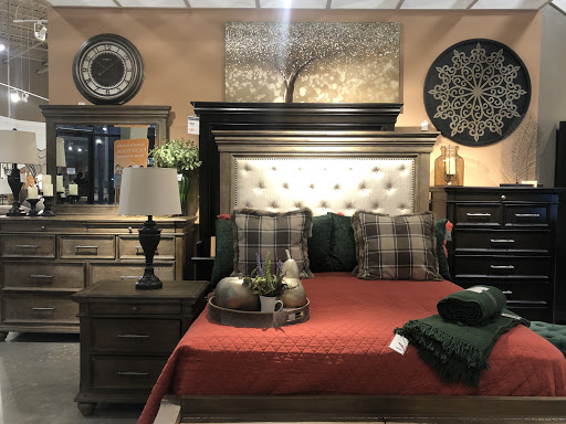 Furniture Store «Ashley HomeStore», reviews and photos, 80 Nardozzi Pl, New Rochelle, NY 10801, USA