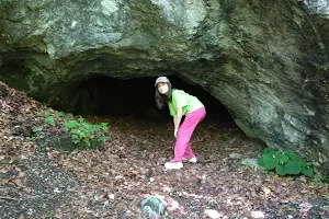 Peștera Dracului image