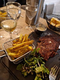 Plats et boissons du Restaurant français Les Nymphéas restaurant à Saint-Thibault-des-Vignes - n°2