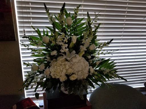 Florist «Lighthouse Flower Shop», reviews and photos, 1007 E Southern Ave, Mesa, AZ 85204, USA