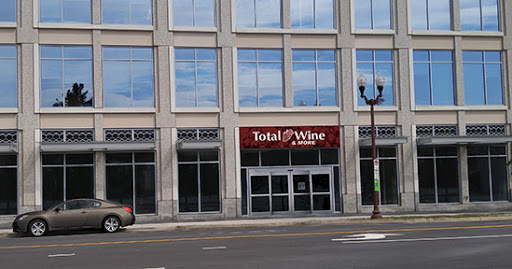 Total Wine & More, 800 N Glebe Rd, Arlington, VA 22203, USA, 