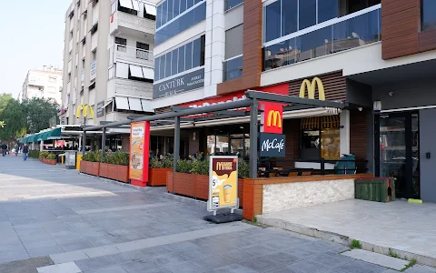 McDonald's Karşıyaka Bahriye Ucok image