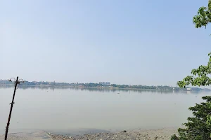 PYARI BOSHTAM GHAT image