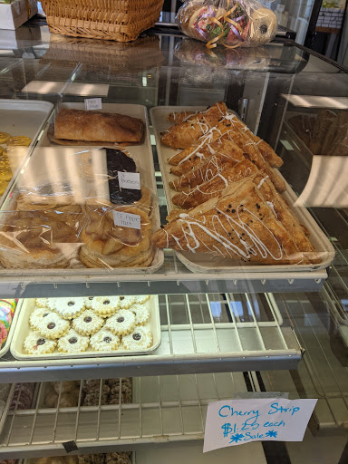 Bakery «Pastry Garden - Poughkeepsie Plaza», reviews and photos, 2586-2600 South Rd #5, Poughkeepsie, NY 12601, USA